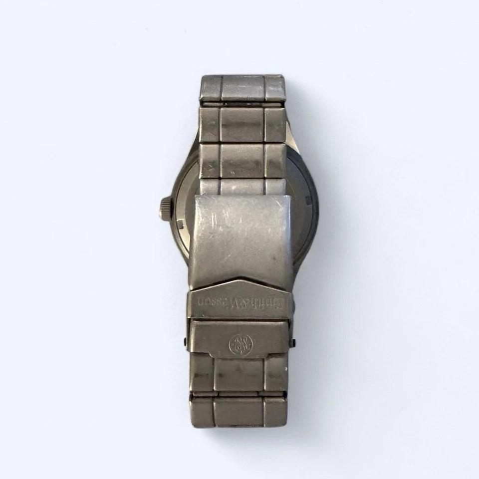 Reloj Smith and Wesson vintage de acero inoxidable Foto 3 de 4