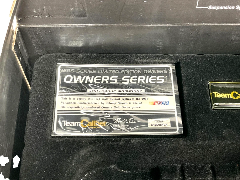 Team Caliber Owners 2001 firmado en oro Johnny Benson #10 Valvoline/Eagle One 1/504 Foto 3 de 4