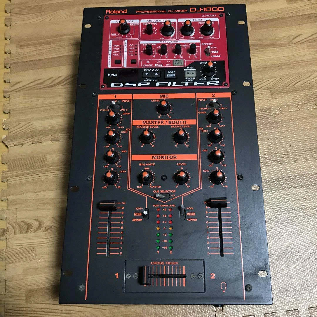 ROLAND DJ-1000