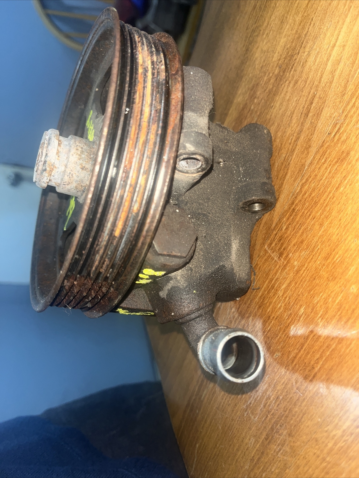 1998 1999 2000 2001 Ford F150 Power Steering Pump Genuine OEM