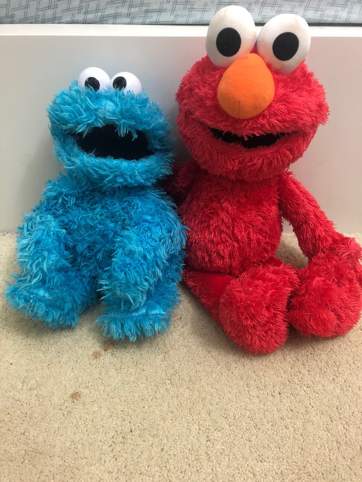 gund elmo 20 inch