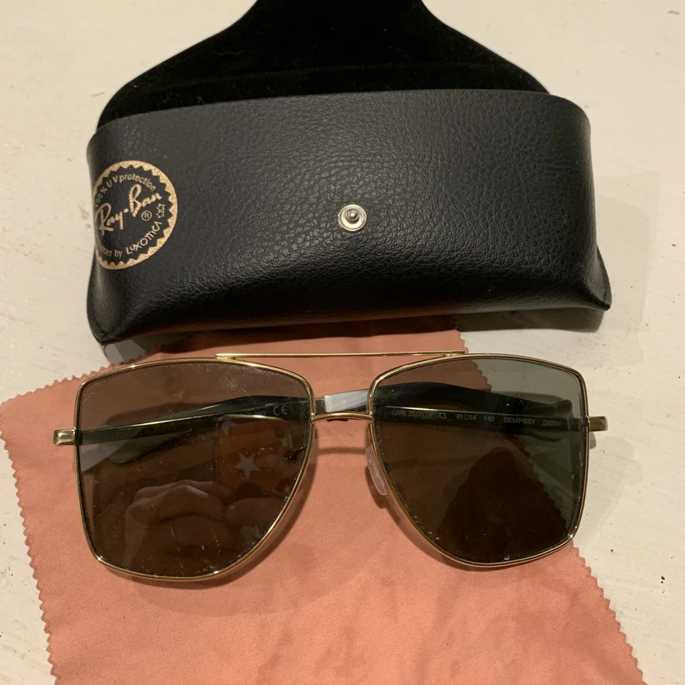 Gafas de sol gris hormiga Carl Zeiss Optics Dempsey marco dorado - con estuche Ray Ban  Foto 4 de 4