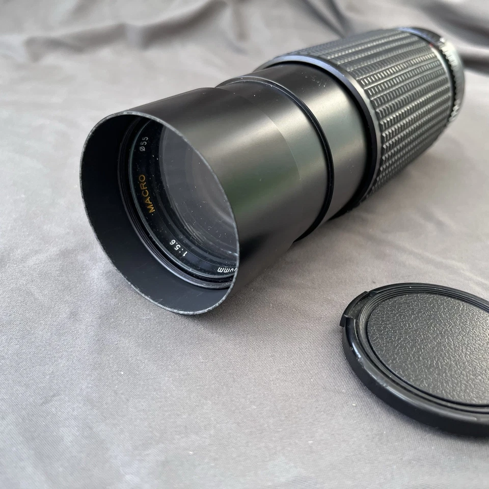 Sakar Manual Zoom 75-300mm Lens w/EITAR 55mm Polarizing filter Macro NO.K8800889 - Image 4 of 4