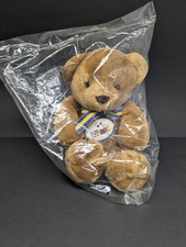 Teddybär / Heunec /Kuscheltier / mit Schleife / sitzend ca. 23 cm Bär NEU +OVP✔️