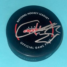 CONNOR McMICHAEL Signed Washington CAPITALS Official GAME Puck Beckett (BAS)