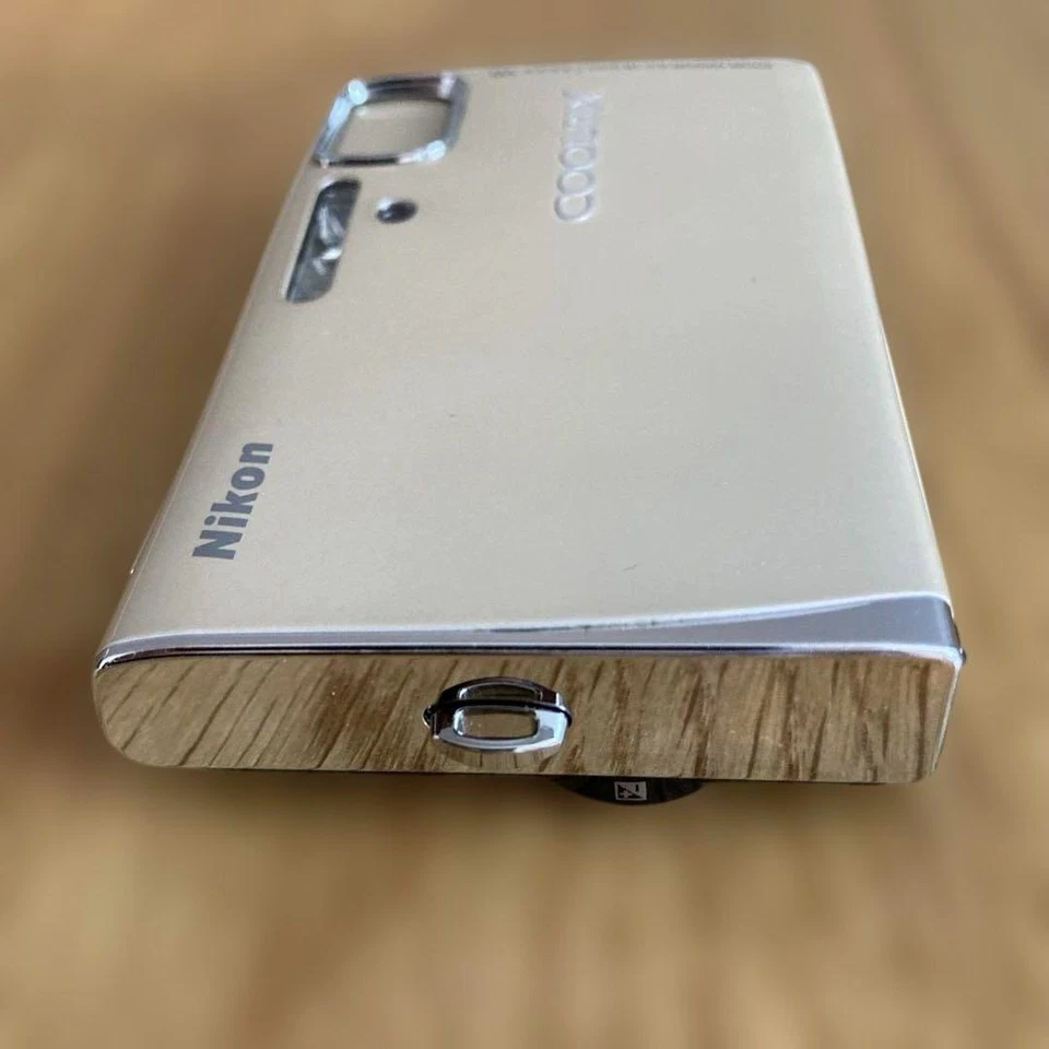 Nikon COOLPIX S50 7.2MP Digital Camera Beige 3x Optical Zoom Used From Japan - Image 4 of 4