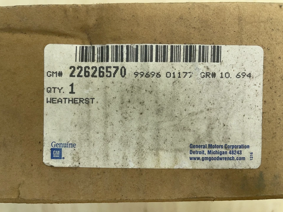 Puerta lateral trasera GM OEM impermeabilización peltre 99-05 Grand Am Alero 22626570 Nuevo de Lote Antiguo Foto 3 de 3
