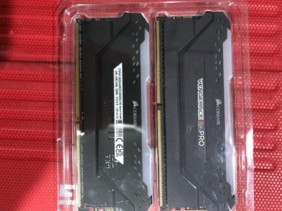 【ジャンク】CORSAIR VENGEANCE RGB PRO 16GB Corsair Vengeance RGB Pro 16GB (1x16GB) DDR4 3600 (PC4-28800) C18