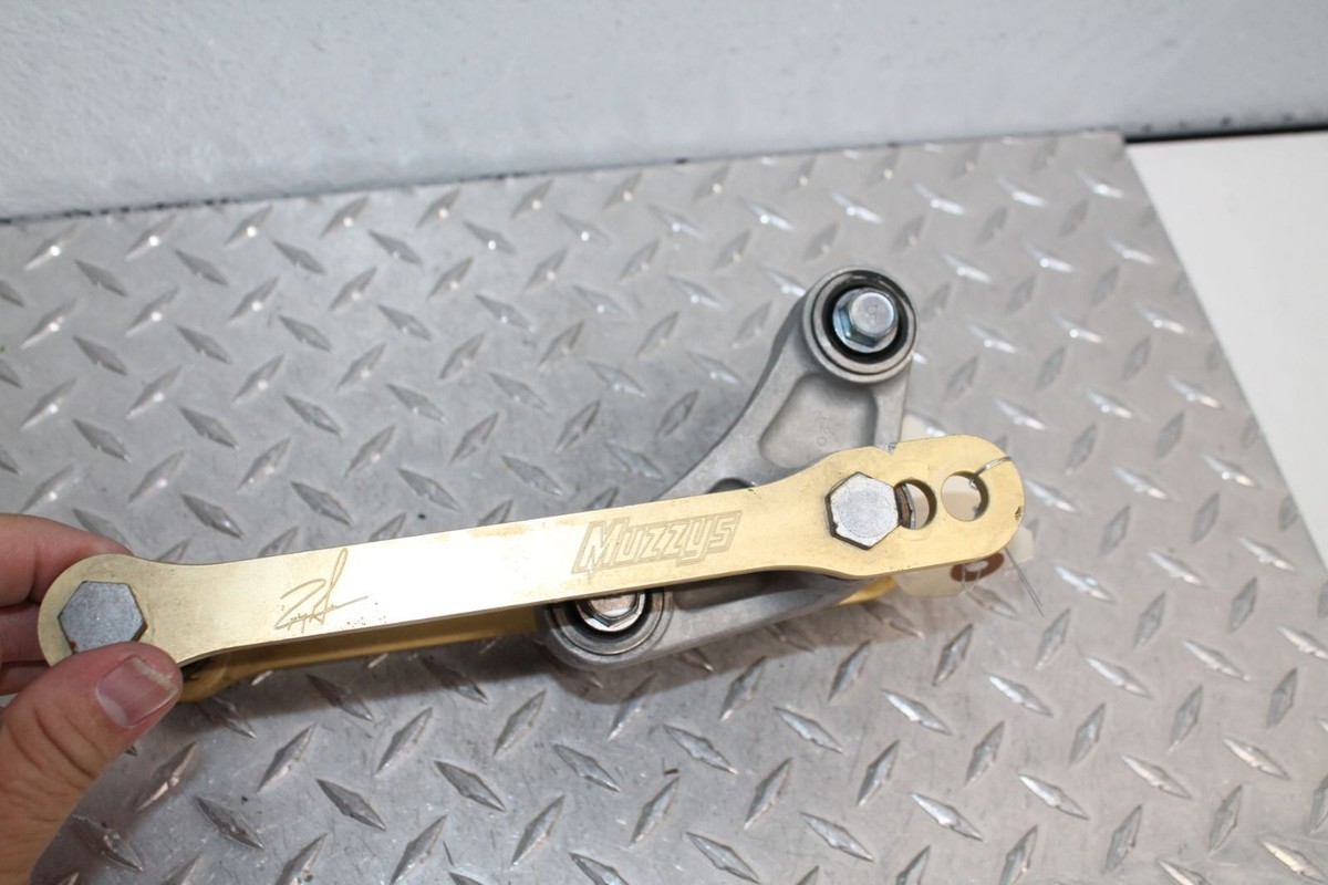 シャック KAWASAKI 2024 NINJA ZX-6R 16-22 ZX6R OEM REAR BACK SHOCK