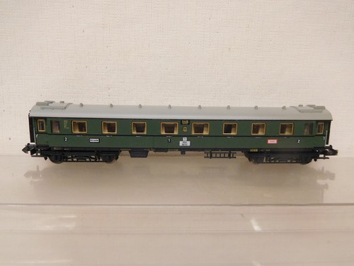 ESF-05265	Minitrix Spur N Personenwagen DRG 11406 2. Kl. | Zustand: Gebraucht