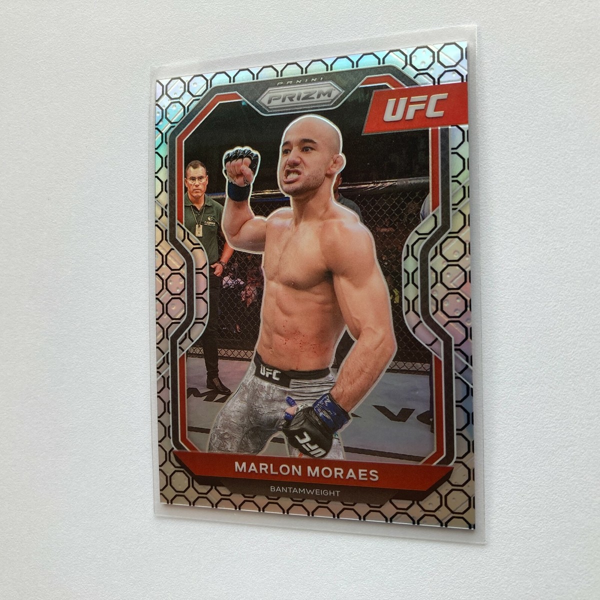 UFC サインカード　モラエス Marlon Moraes 2021 Panini Prizm UFC Octagon Refractor Card 6