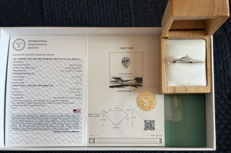 Brilliant Earth Engagement Ring (Lab Grown Diamond w/ Necklace & Earrings) - Image 3 of 4