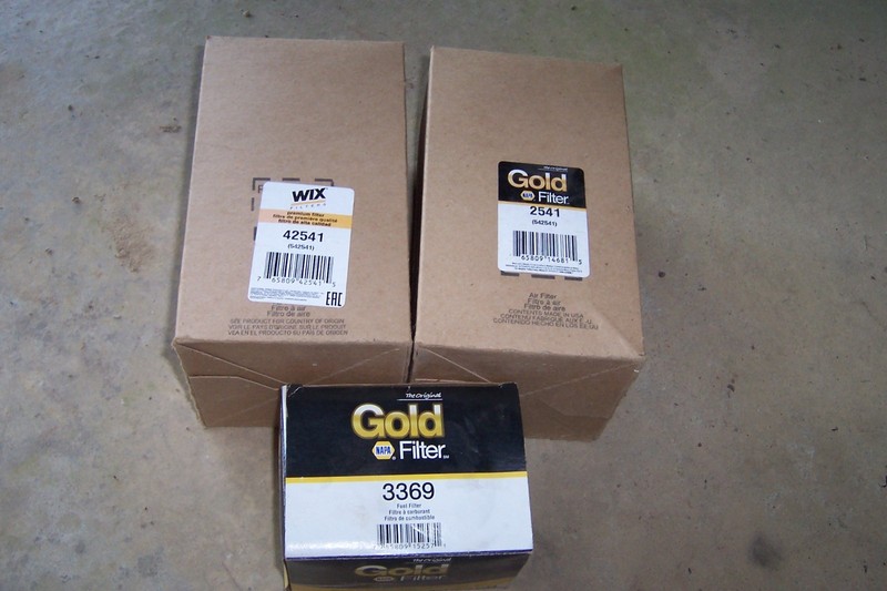 NAPA Air Filter 2541 - WIX 42541, NAPA 3369 Fuel Fi lter JOHN DEERE 4020 & 3020
