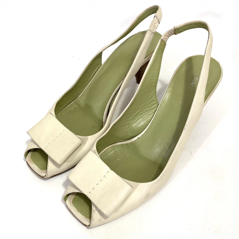 Zapatos DKNY Hechos en Italia Tacones de Gatito Punta abierta para Mujer 8.5 Cuero Marfil Foto 2 de 4