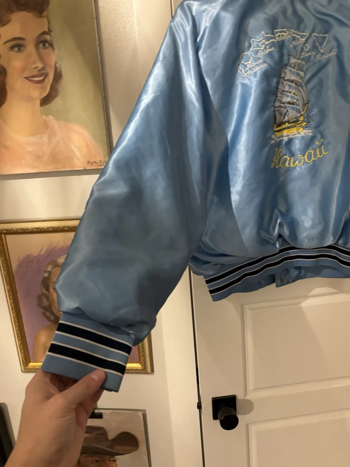 Vintage Post WWII Souvenir Hawaii Satin Bomber Jacket Named Large - Image 3 of 4