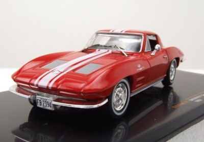 IXOMODELS - 1963 CHEVROLET CORVETTE STINGRAY C2 RED & WHITE - 1/43 - IXOCLC...