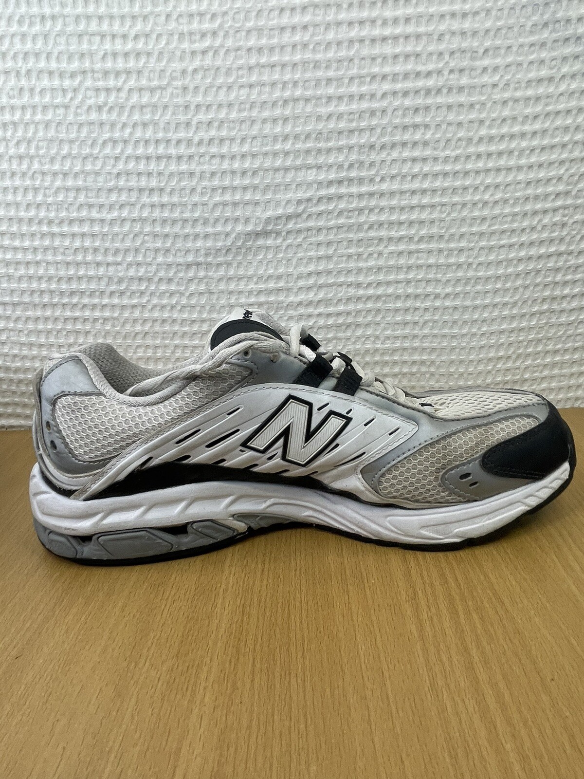 NEW BALANCE 550 MX550WBS Men’s Size 9.5 White Gray Sneakers Lace Up thumbnail 5