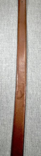 Cintura Gucci GG in pelle nera con fibbia dorata ad incastro taglia G 75/30 - Foto 7 di 12