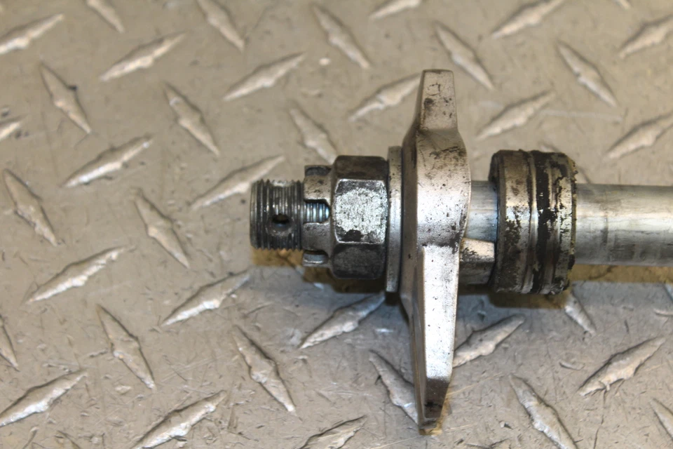 Kawasaki ER-6N ER650C 2009 eje trasero llanta pivote eje perno Foto 2 de 4