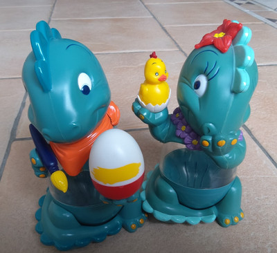 Ferrero Kinder Schoko Bons 2 Figuren Happy Hippo Ostern