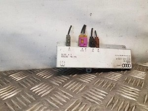 AUDI A4 8EC, B7 Antennenverstärker  8E9035225P 1.90 Diesel 85kw 2006 25149733