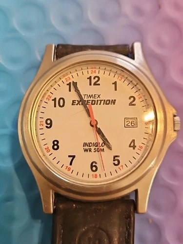 Vintage Timex Expedition Indiglo Watch WR50m w/ Date12/24 Dial Needs Battery