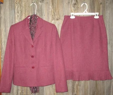 Collections for Le Suit Ladies 2 Piece Skirt Suit + Scarf Pink Size 4P 4 Petite