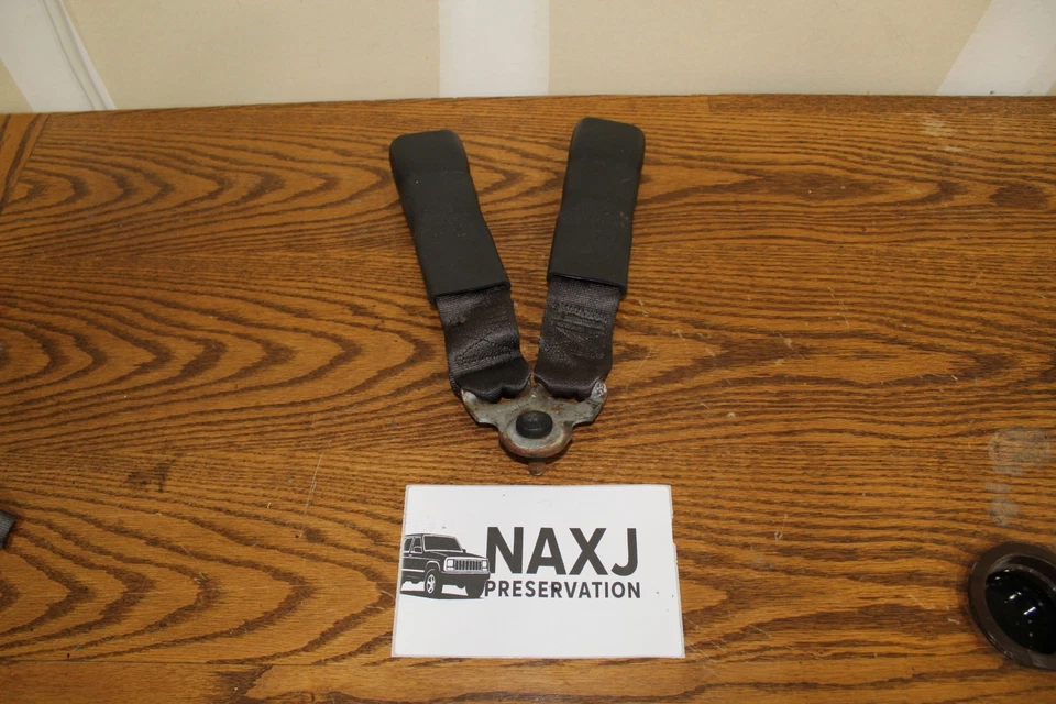 CONJUNTO DE FIVELA DE TRAVA DE CINTO DE SEGURANÇA CENTRAL ASSENTO TRASEIRO ÁGATA Jeep Cherokee 1997-2001 - Imagem 4 de 4