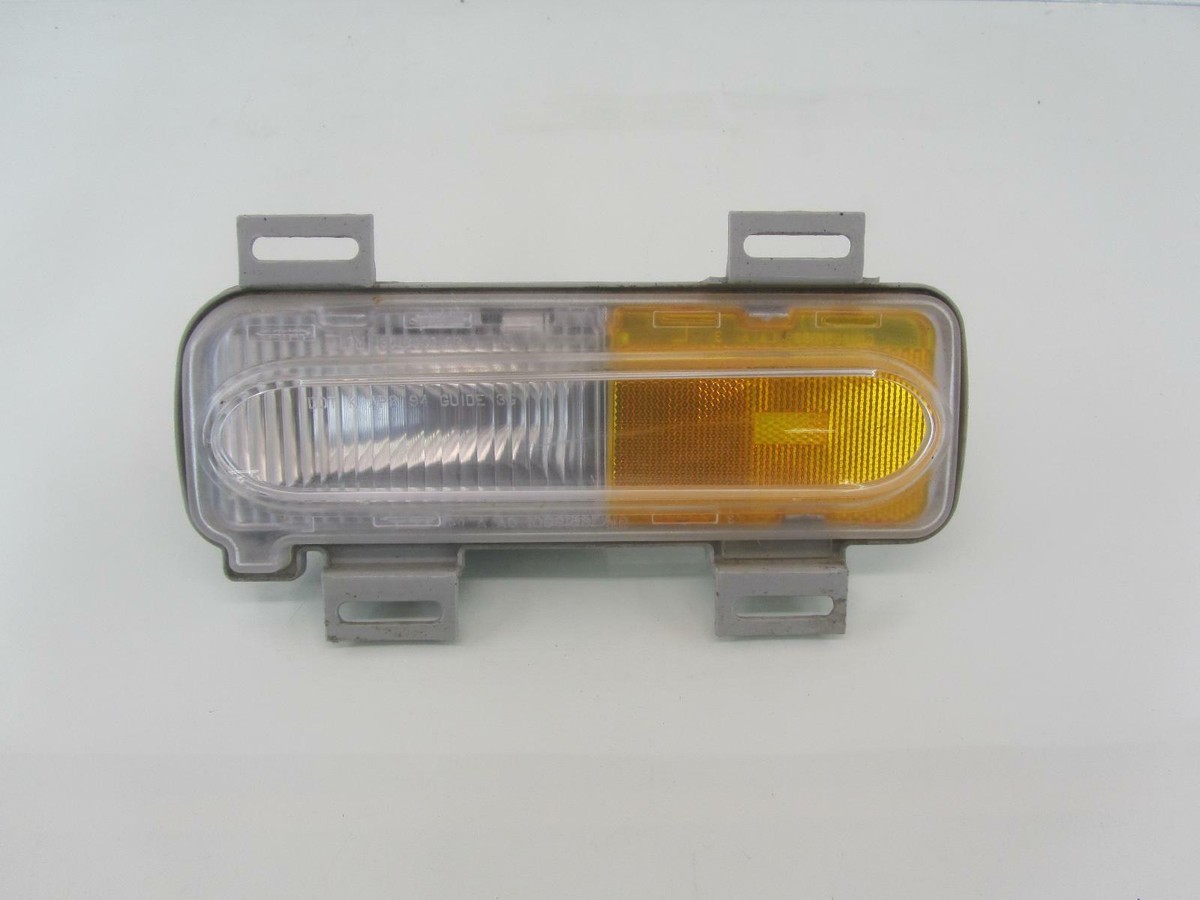 95-99 OLDSMOBILE AURORA Left Driver Front Corner Bumper Light Lamp