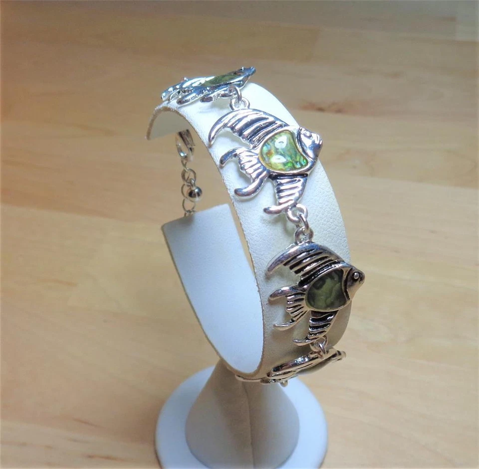 PULSERA PLAYA MODA PEZ ÁNGEL NÁUTICO MADREPERLA VIDA MARINA RODIO ENCANTO Foto 3 de 4