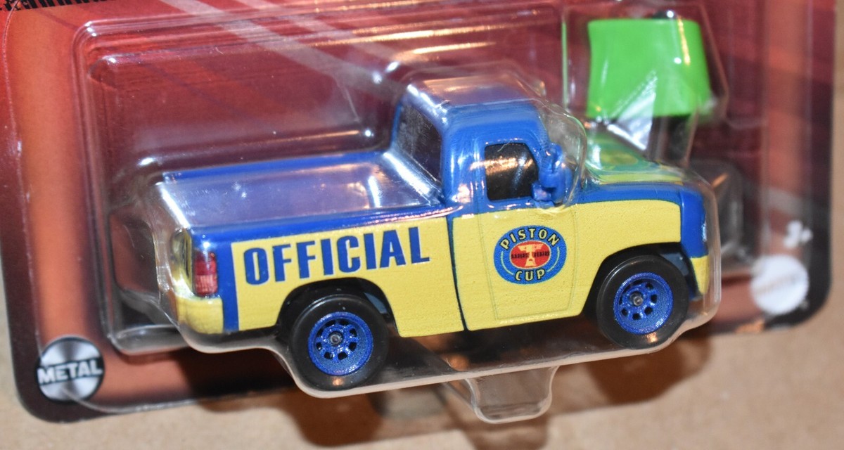 Disney Pixar Cars DEXTER HOOVER WITH GREEN FLAG NEW | eBay