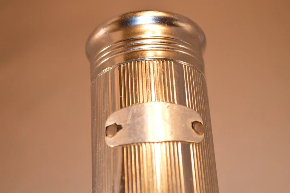 复古 CHROME FLASHLIGHT 3D 电池 美国制造 - 点亮但淡出 — 第 2/4 张图片