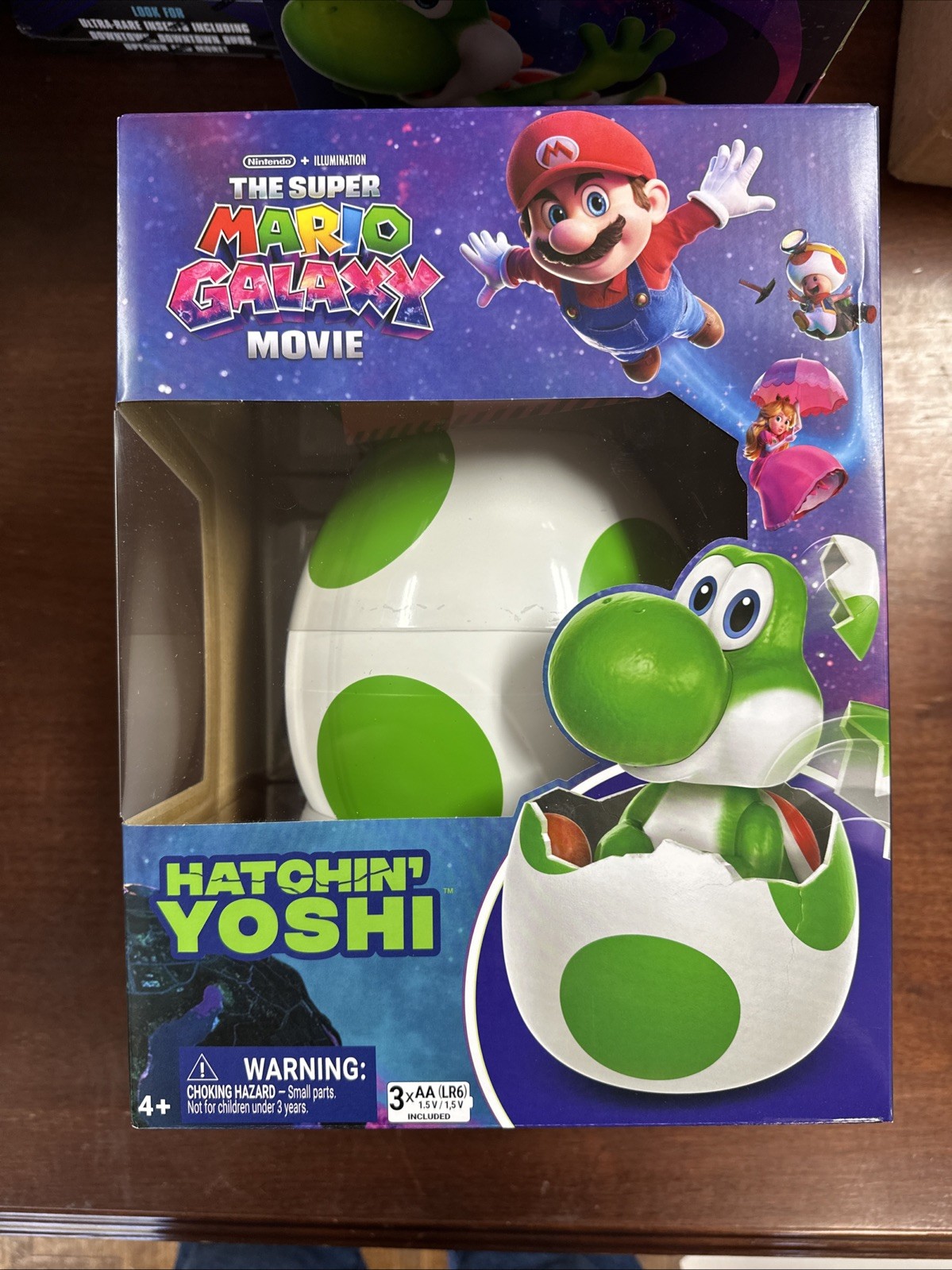 Super Mario Galaxy Movie Hatchin' Yoshi Hatching Egg Action Figure - Brand New