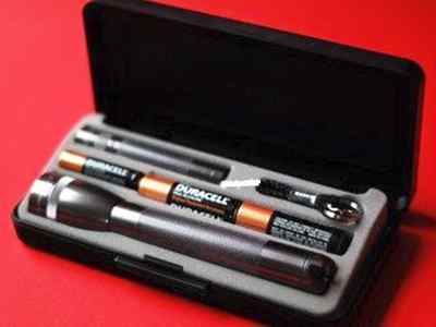  Flashlights Maglite 2 Pk Camping Hiking Cycling Lantern Hunting Safety Security