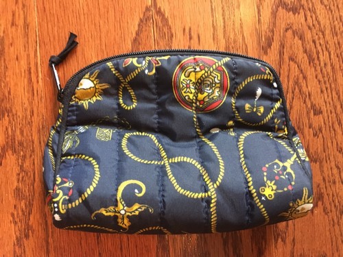 Cosmetic Bag Blue Cosmetic Bag Zipper Closure NEW - Picture 2 of 2