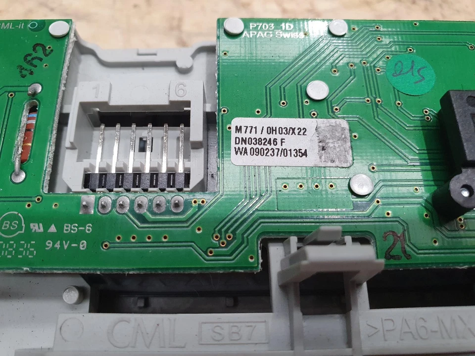 LUZ CORTESÍA AUDI A5 8T 10/07-12/11, NEGRA 8J0947140 Foto 3 de 4