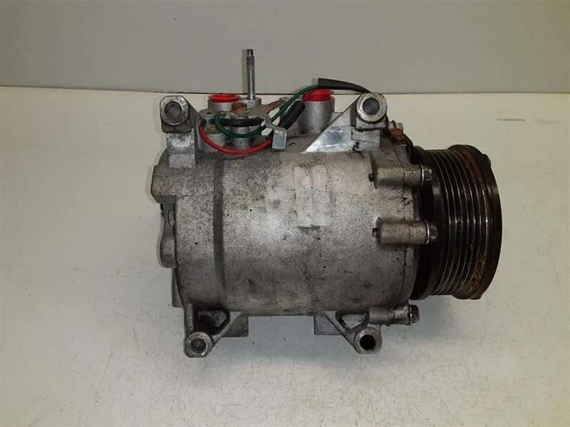 Compresor de aire acondicionado Honda CR-V 2002-2006 OEM Foto 2 de 2