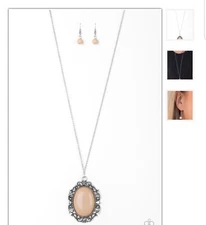 VINTAGE VANITY BROWN NECKLACE/EARRING SET 