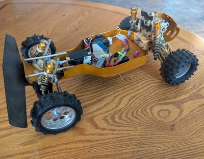 Team Associated Vintage RC10 Gold Remote Control Racing Buggy For Parts