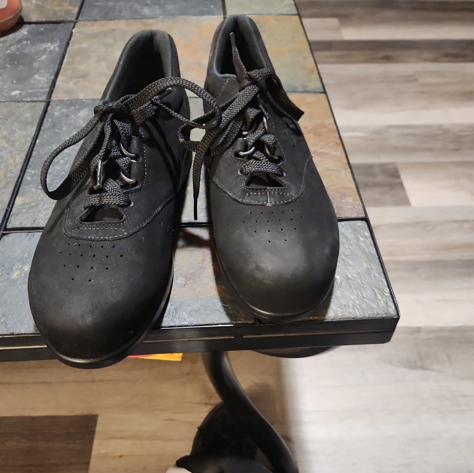 SAS Free Time Women’s Black Suede Walking Shoes / Size 9 N Tripad Comfort