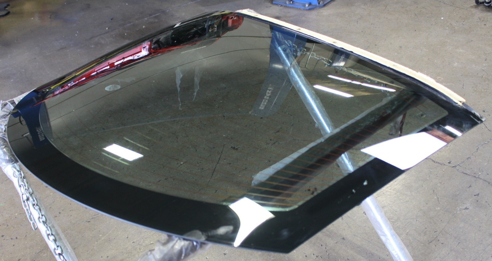 Ferrari 599 GTB, Back Glass, Broken Contact, Used, P/N 68040100
