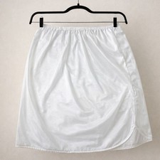 Vanity Fair White Lace Trim Slip Skirt Womens Medium Lingerie Layering Coquette