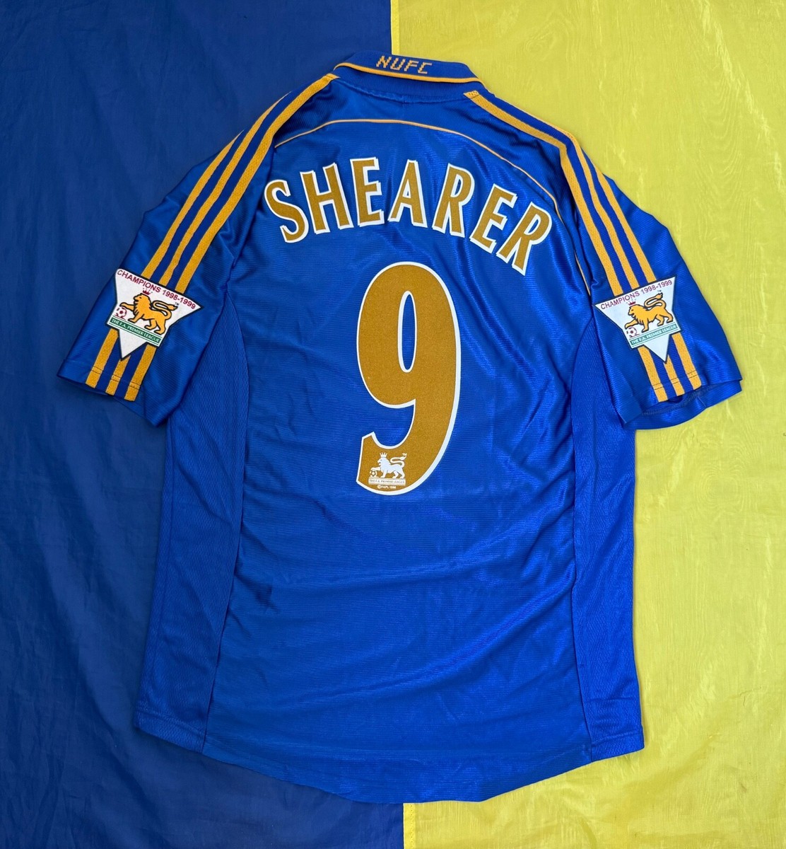 NEWCASTLE UNITED 1998-1999 # 9 SHEARER SOCCER JERSEY