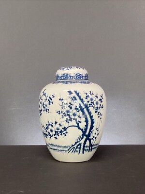 Heritage Mint Blue Willow Cherry Blossoms Biscuit Ginger Jar Made in Japan G9