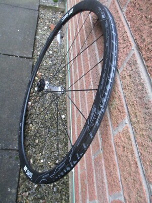 パーツ DTSWISS R32 spline DT-Swiss-R32-Spline-DB.jpeg