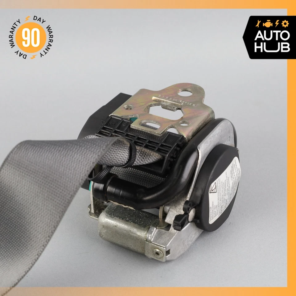 06-09 Cinturón de seguridad delantero izquierdo del lado del conductor gris Mercedes W219 CLS500 E63 AMG Foto 2 de 4