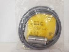 TURCK Bi10U-M30-AN6X INDUCTIVE PROXIMITY SENSOR (1636120) NIB