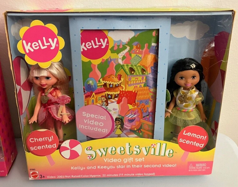 Kelly Sweetsville Video Gift Set Kelly and Keeya Dolls 2003