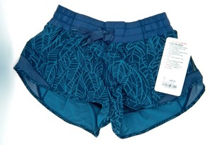 Lululemon Running Women S Hotty Hot Short 2 5 Size 4 Blue Gray