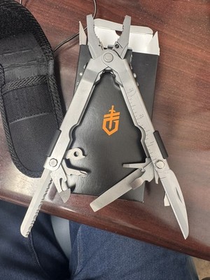 Gerber G07500N Multi-Plier 600 Bluntnose Stainless Multi-Tool NEW
